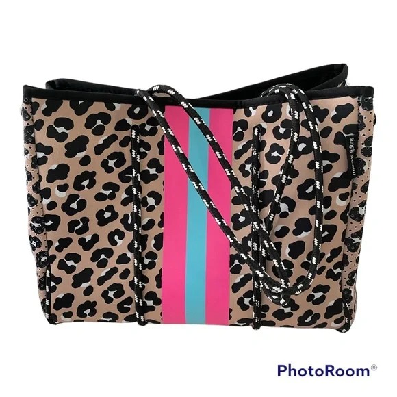 Simply Southern Leopard Neoprene Tote - Picture 4 of 6